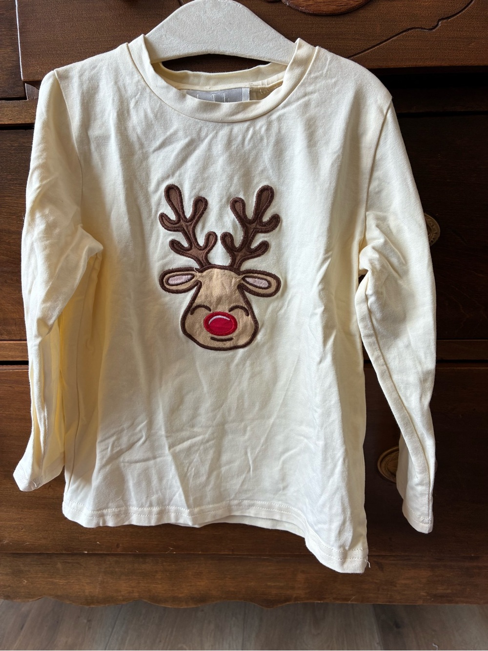 Lil Cactus Cream Kids Long-Sleeve Reindeer Applique Tee